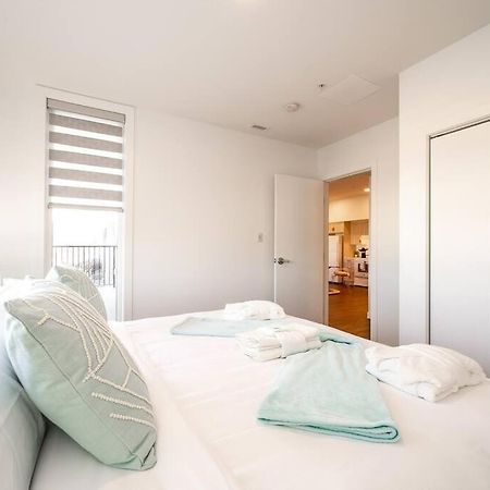 Steamy Romantic Greek Corneer Suite King U/G Wifi Edmonton Extérieur photo